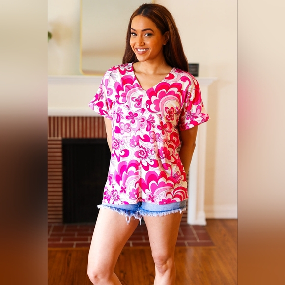 💥NEW Fuchsia Floral Design Top - Picture 4 of 5